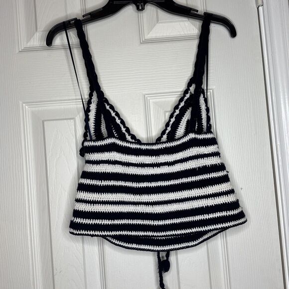 Zara Knit Tank Top M Black White Striped Crochet Sleeveless Tassel Hem Boho - Picture 6 of 9